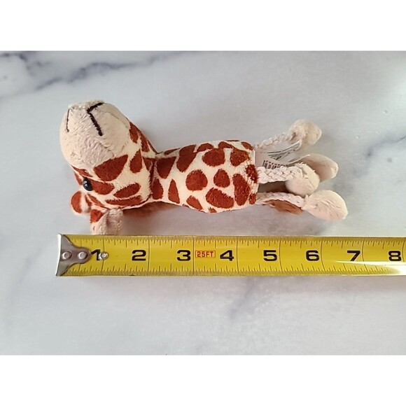Giraffe Finger Puppet - Picture 6 of 10